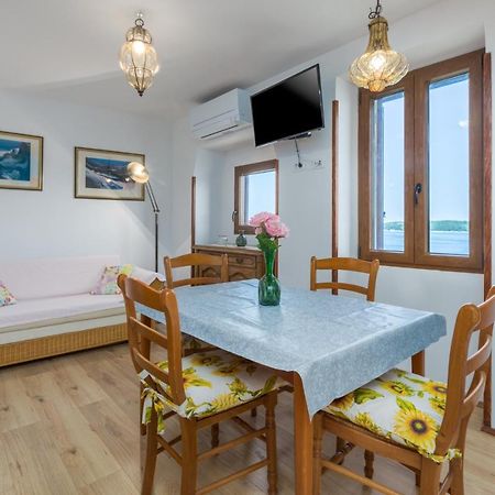 Apartment Lanterna Veneziana Ровинь Экстерьер фото