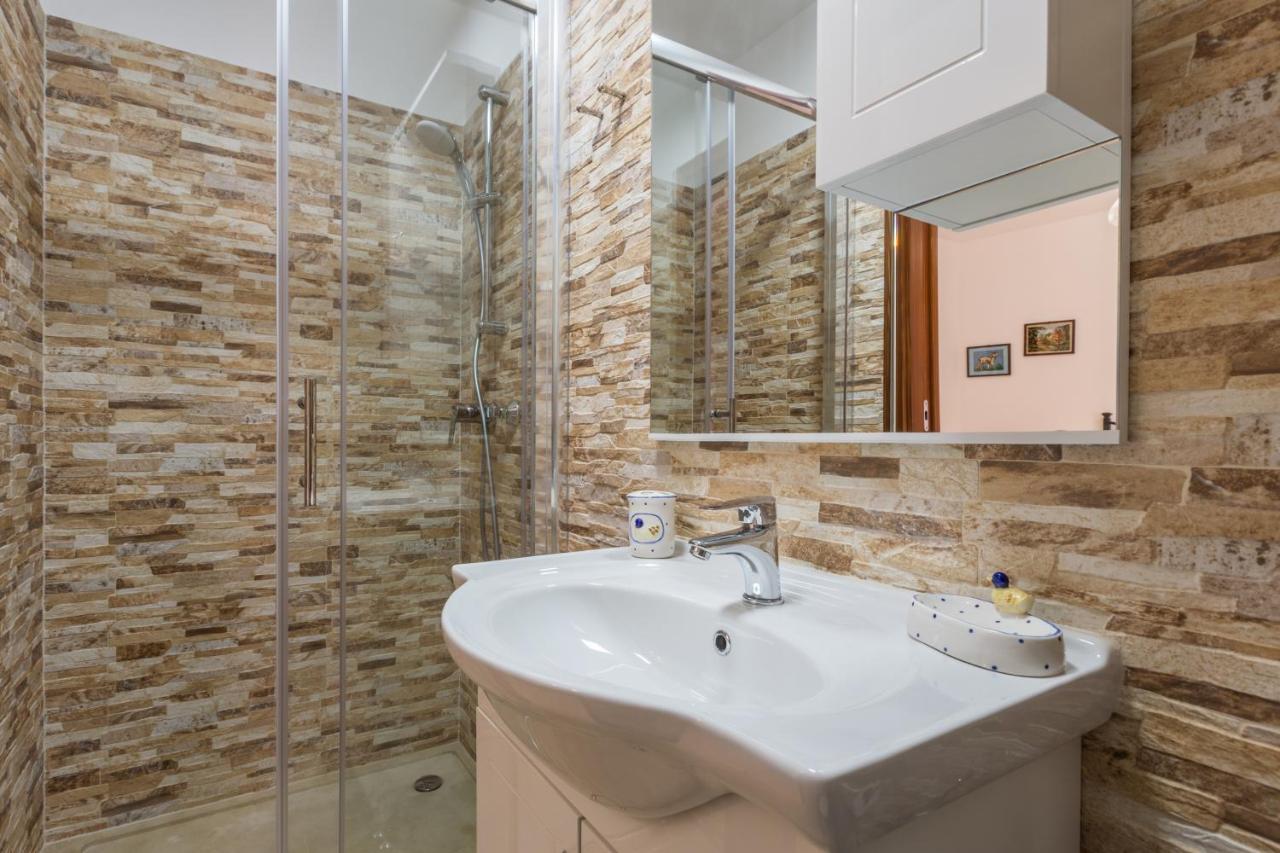 Apartment Lanterna Veneziana Ровинь Экстерьер фото