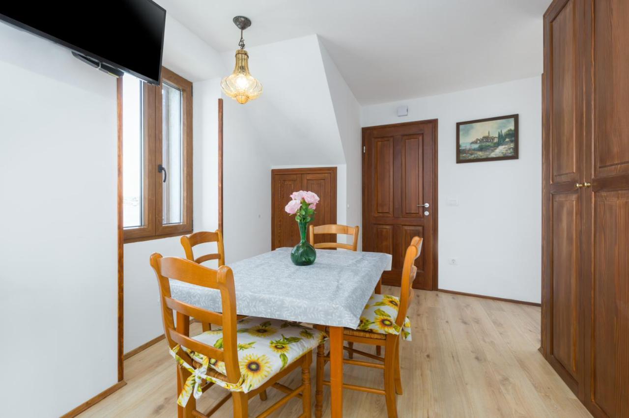 Apartment Lanterna Veneziana Ровинь Экстерьер фото